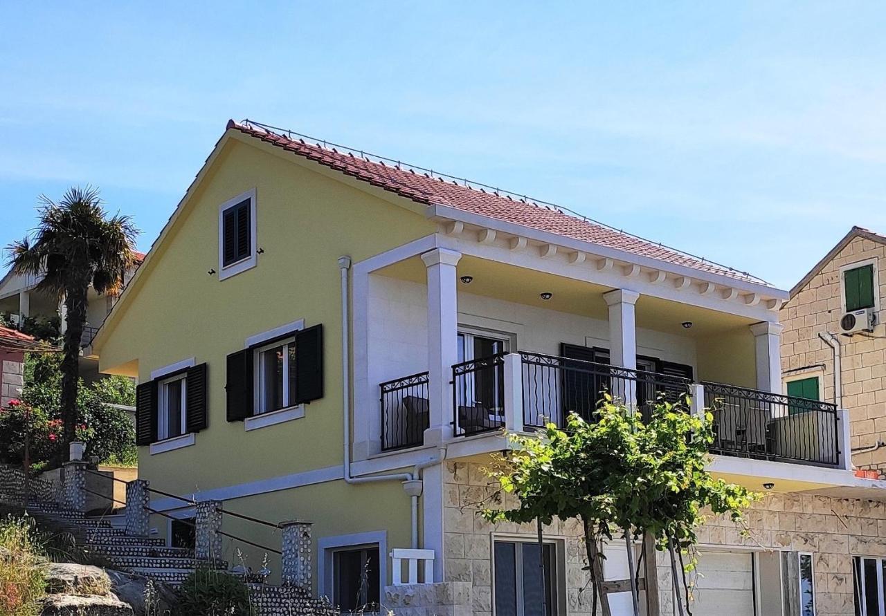 Aria Apartman Sumartin Kültér fotó